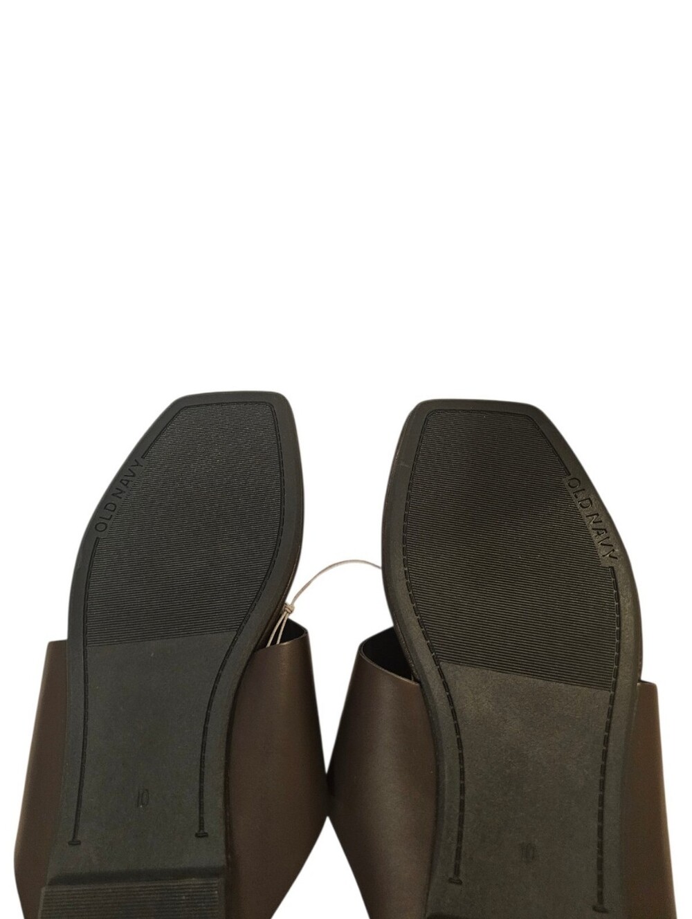 Brown Old Navy Women's Faux-Leather Wide Thong Sandals - Picture 11 of 15